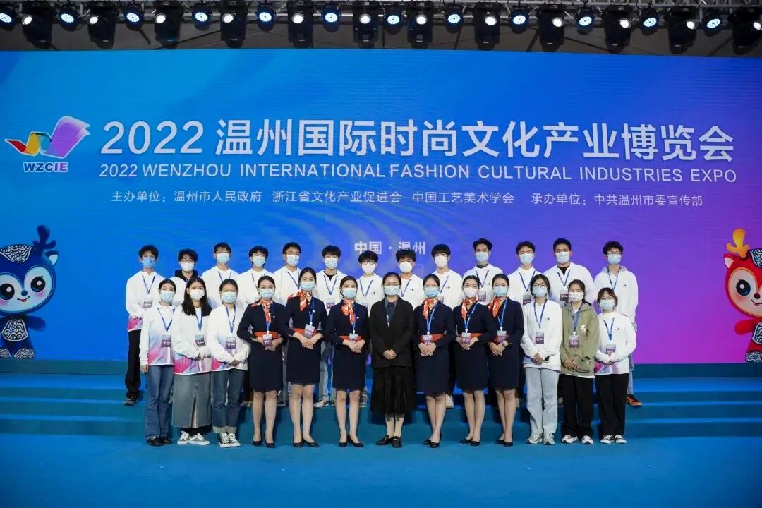 a15c81b6-eea3-46eb-8a3b-c709969b8fc2.jpg